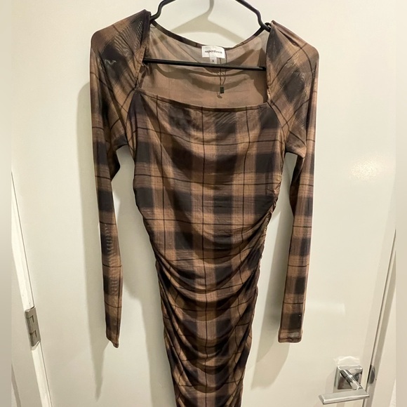 Superdown - Picture 2 of 2